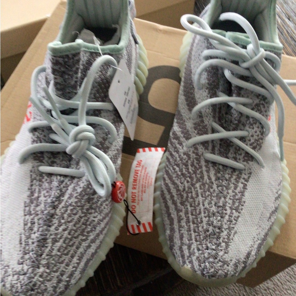 NEW YEEZY BOOST 350 V2 tennis shoes UNISEX
